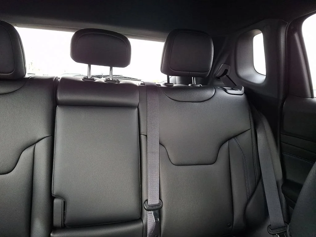 New 2026 Diamond Black Crystal Pearlcoat Jeep Limited Altitude image 15