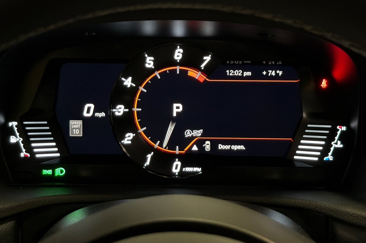 Used 2023 ARCTIC WHITE Toyota 3.0 image 19