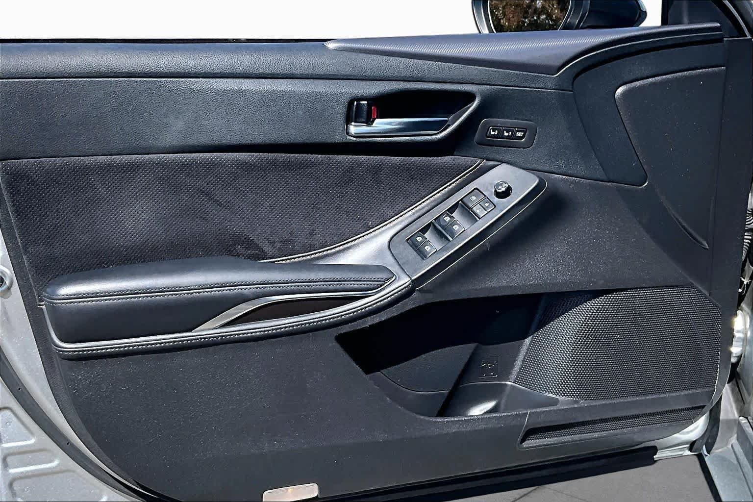 Used 2019 Celestial Silver Metallic Toyota Touring image 21