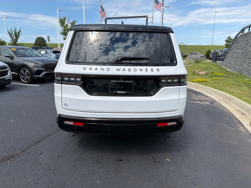 Used 2025 White Jeep Series III image 6