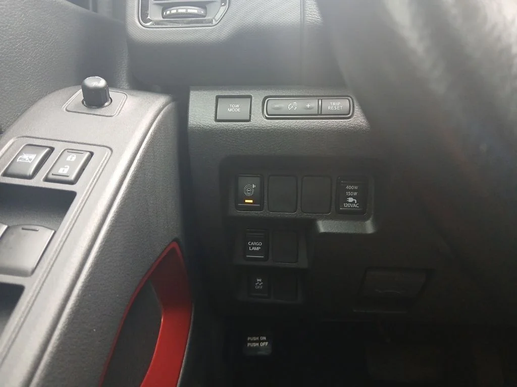 Used 2024 Gray Nissan PRO-X image 12