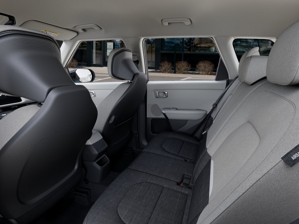 Used 2027 Blue Kia S image 18