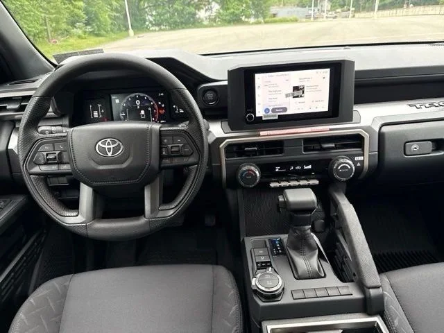 New 2026 Ice Cap Toyota SR5 image 18