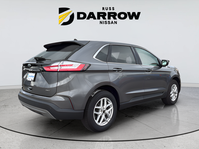 Used 2024 Gray Ford SEL image 5