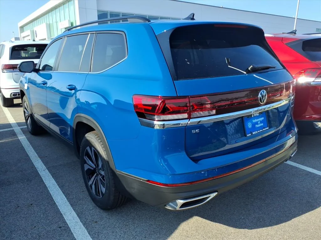 Certified Used 2026 Mountain Lake Blue Metallic (r3r3) Volkswagen 2.0T SE 4MOTION image 3