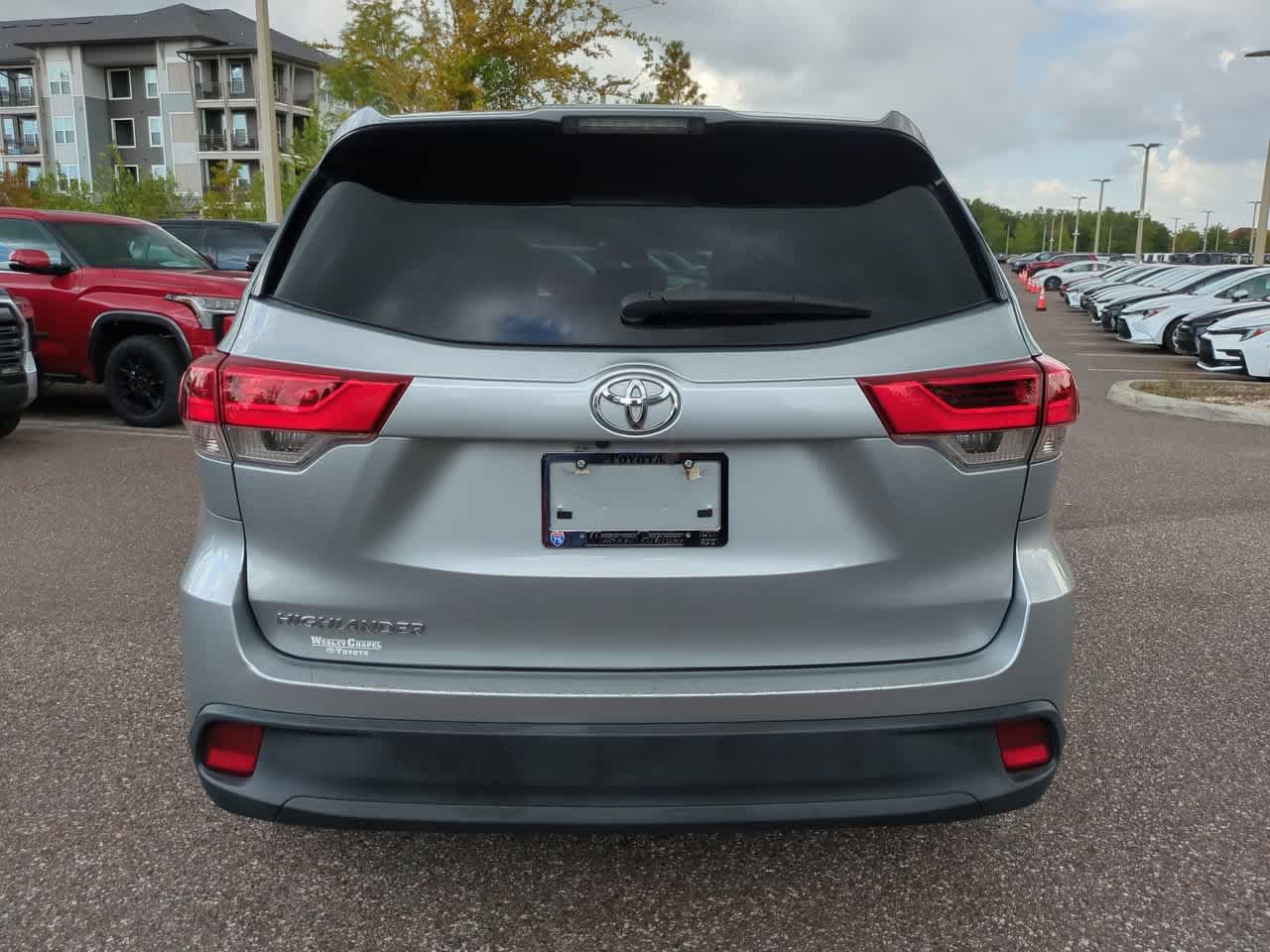 Certified Used 2017 Celestial Silver Metallic Toyota LE image 5