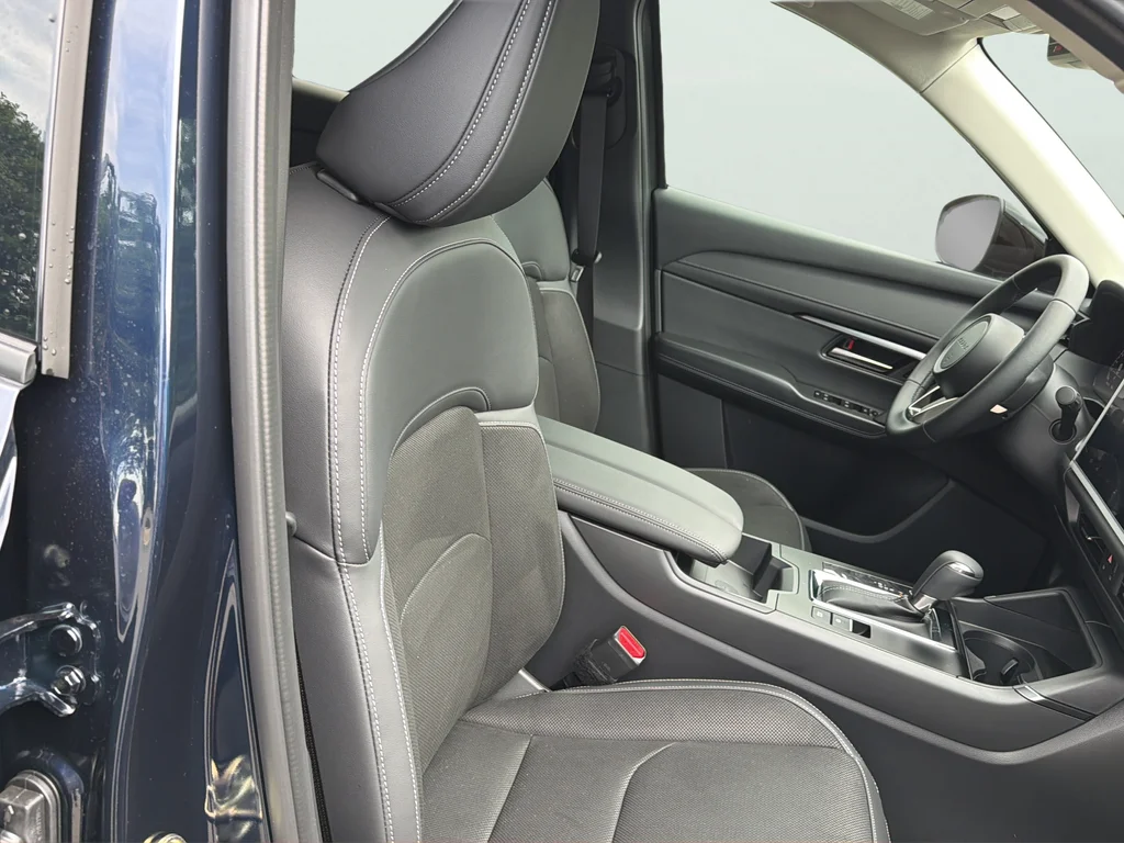 New 2026 Navy Blue Mazda 2.5 S Preferred AWD image 23