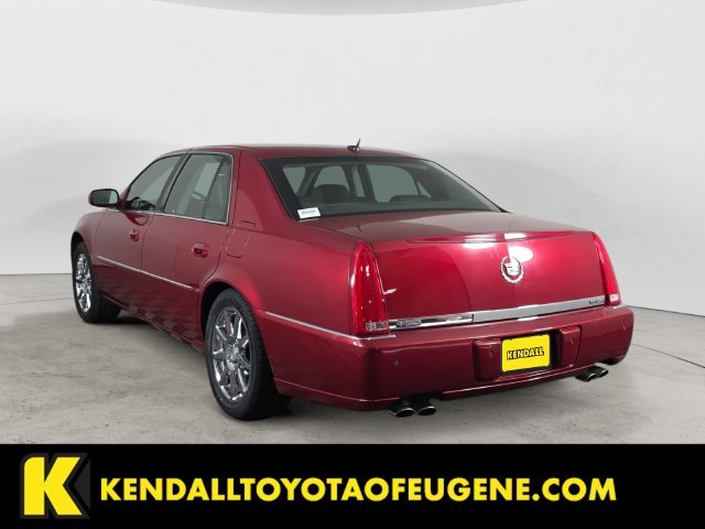 Used 2008 Red Cadillac 1SE image 7
