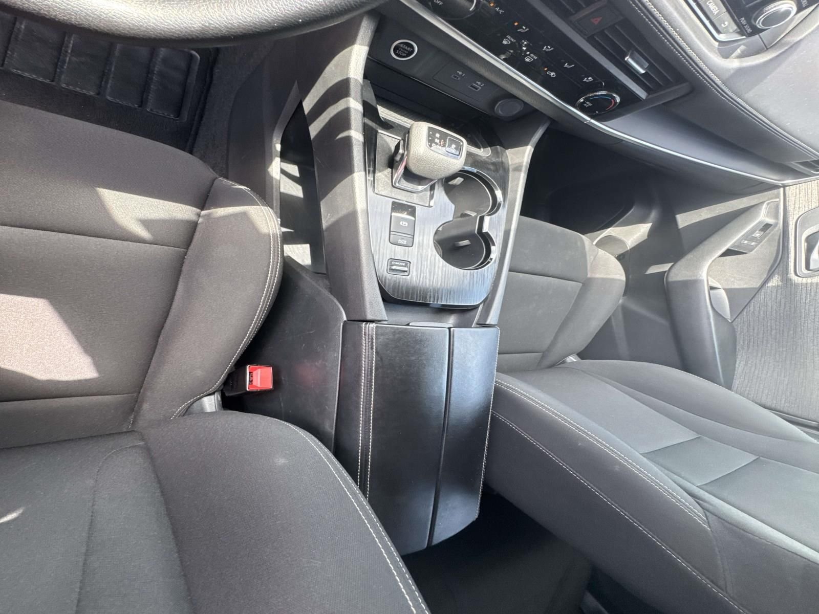 Used 2023 Black Nissan S image 25