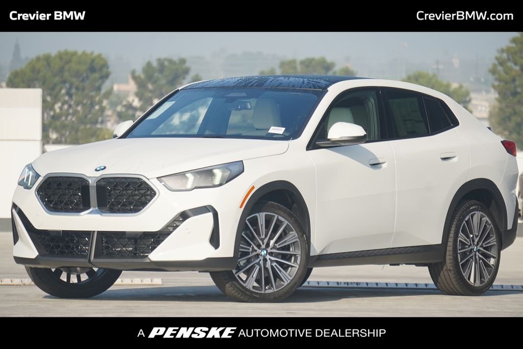 Used 2026 Alpine White BMW xDrive28i image 1