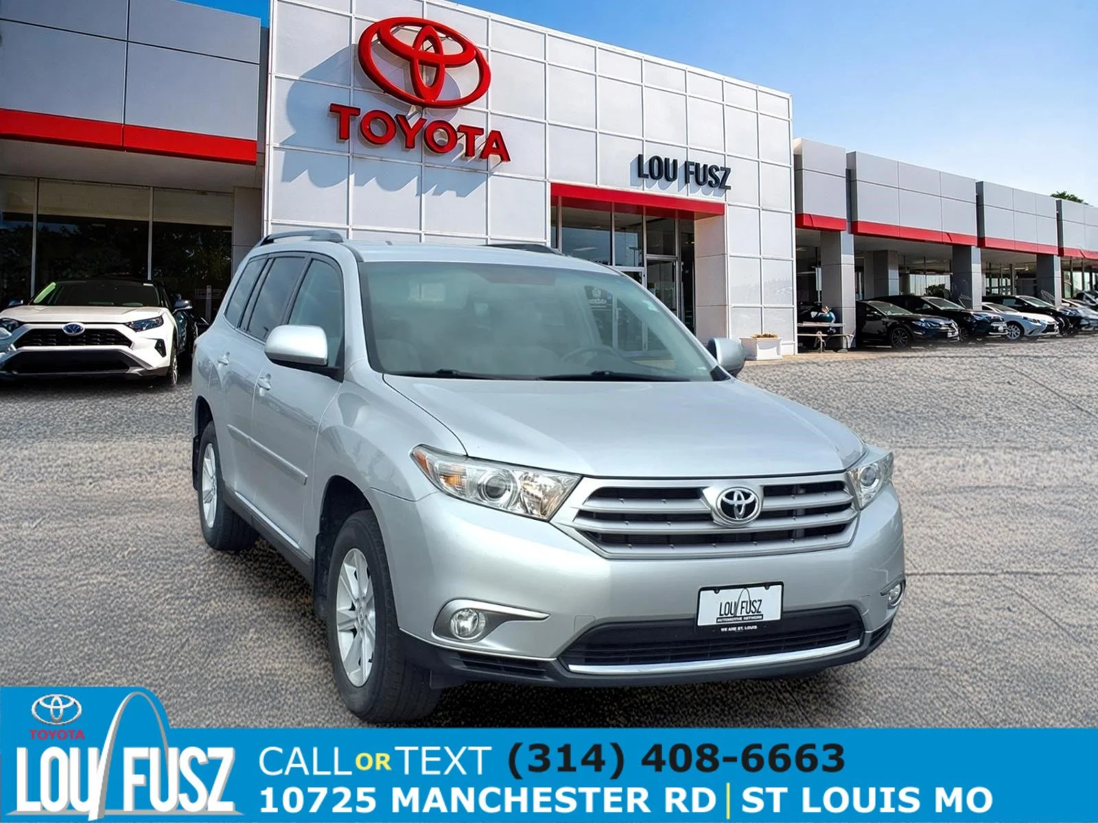 Used 2012 Classic Silver Metallic Toyota Base image 1