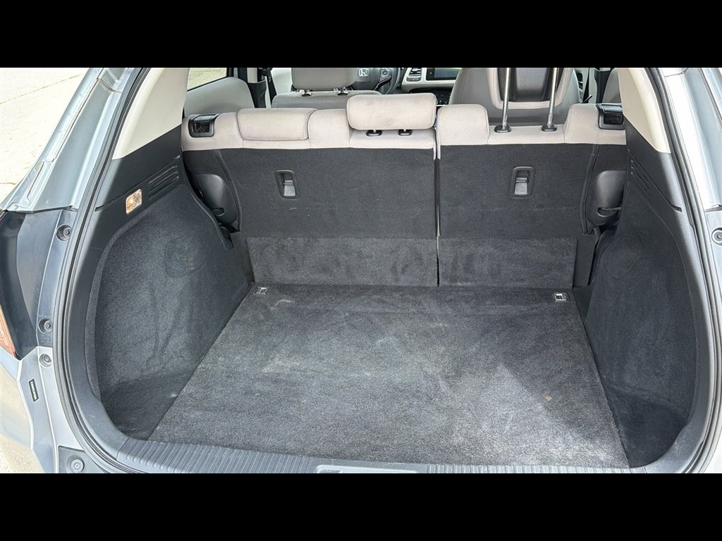 Used 2018  Honda EX image 23