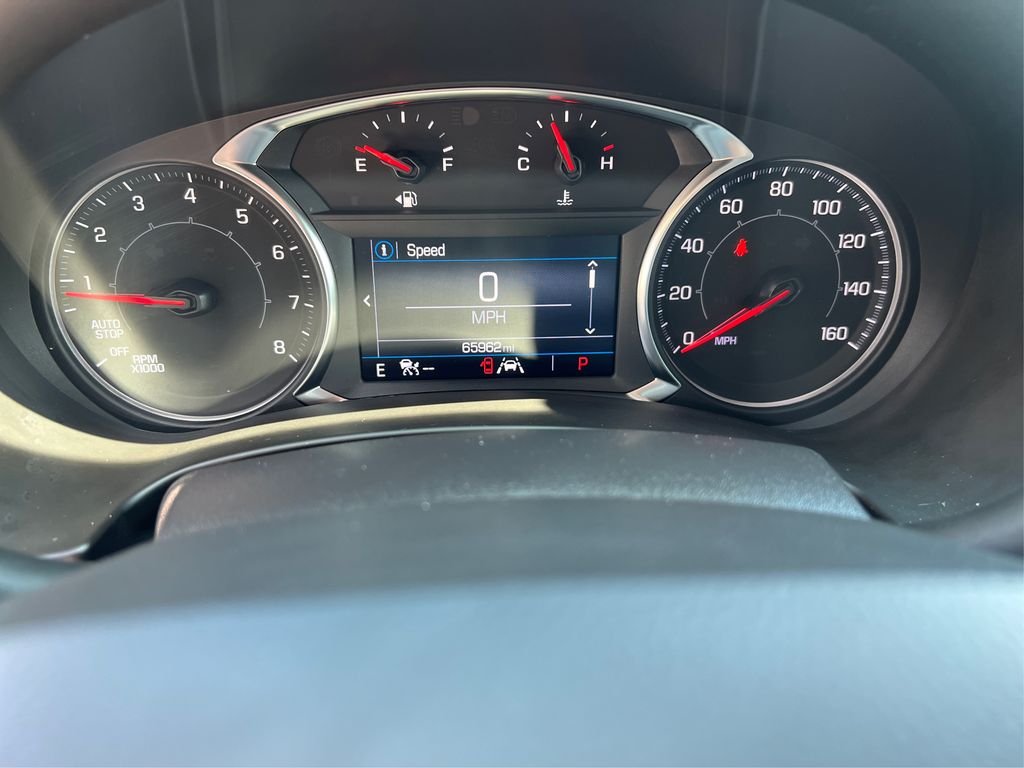 Used 2023 Summit White GMC SLE image 16