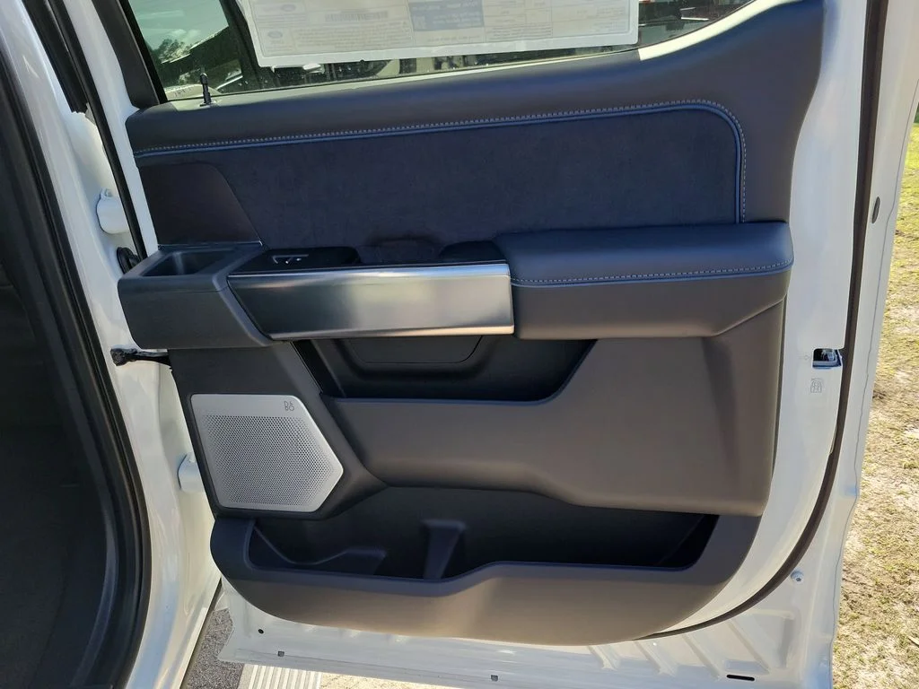 New 2026 Star White Metallic Tri-Coat Ford F-350® Platinum® image 30