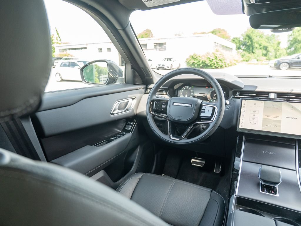 New 2026 Carpathian Grey Land Rover  image 18