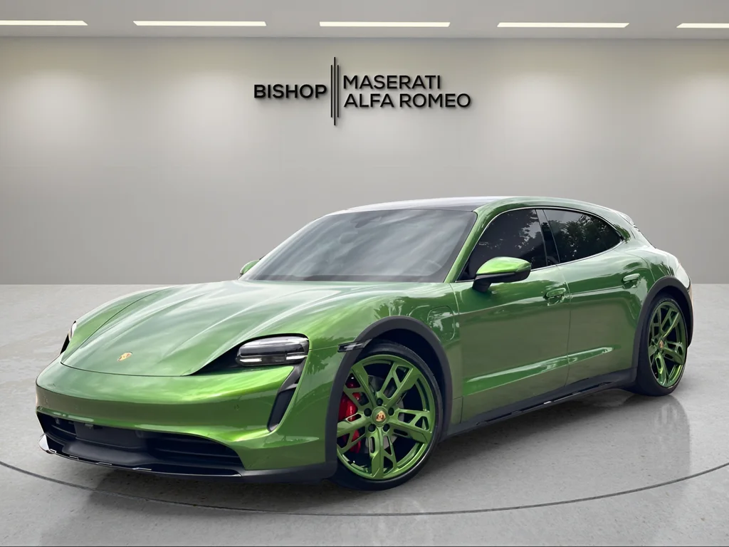Used 2023 Green Porsche 4S image 2