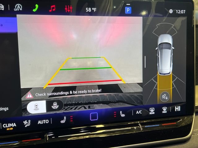 New 2026 White Volkswagen 2.0T SE R-Line Black image 18