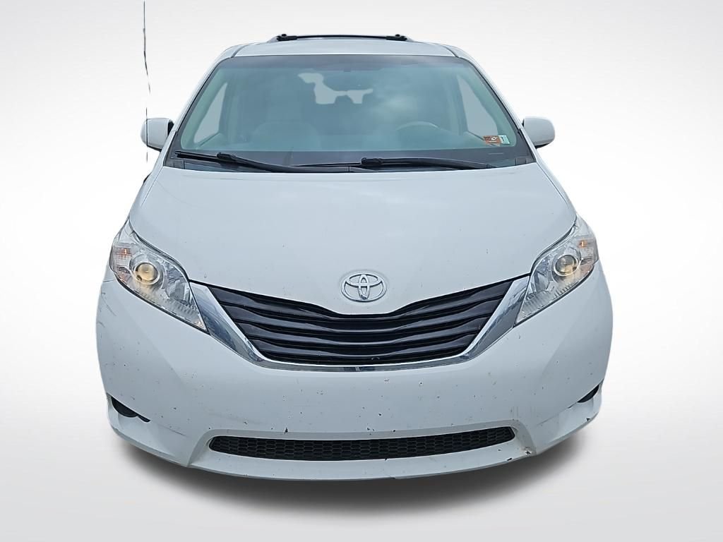 Used 2013 Toyota Sienna LE with VIN 5TDJK3DC5DS067068 for sale in Morgantown, WV