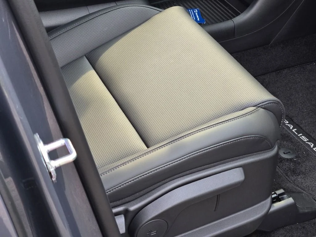 New 2026 Gray Pearl Hyundai SEL image 7