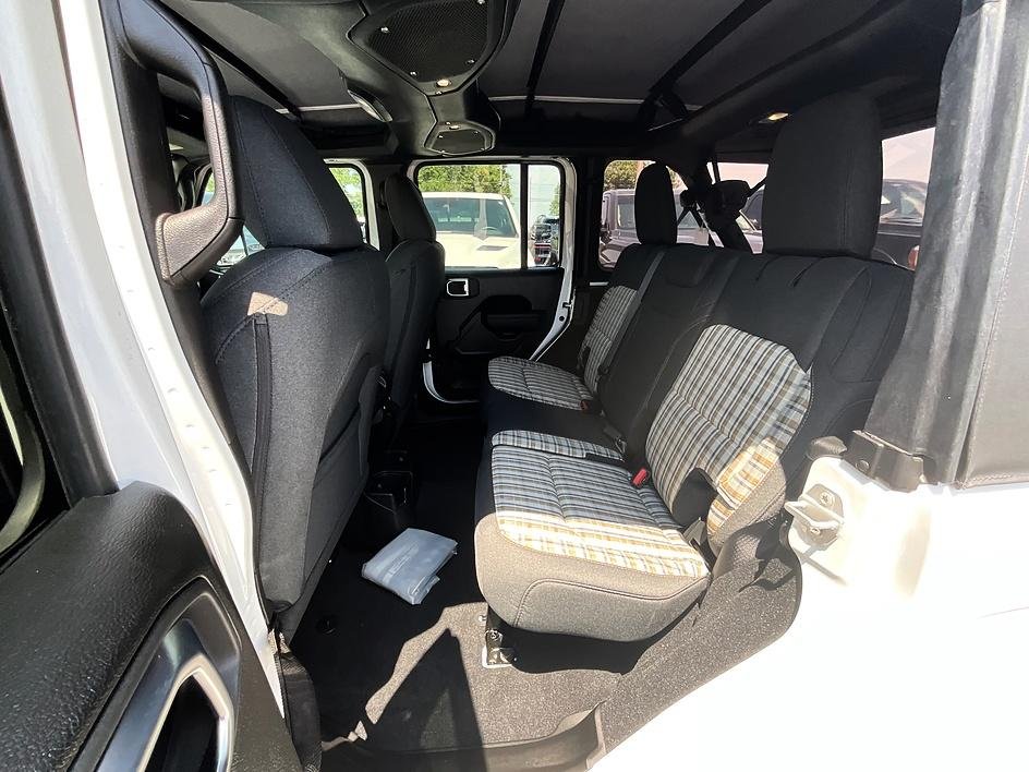 New 2026 Bright White Clearcoat Jeep 85th Anniversary Edition image 27