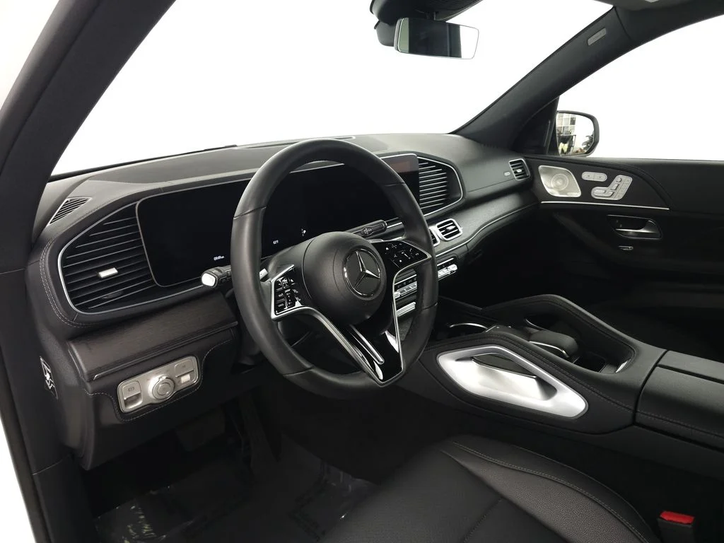 Used 2025 Polar White Mercedes-Benz GLE 450e image 9
