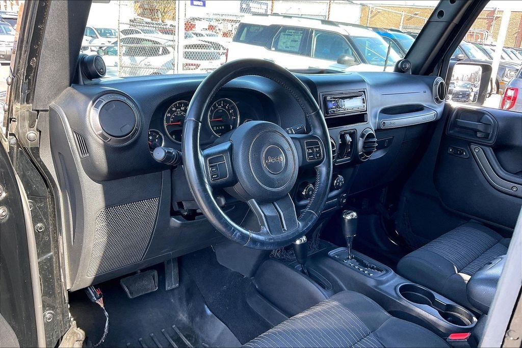 2011 JEEP WRANGLER - Image 11