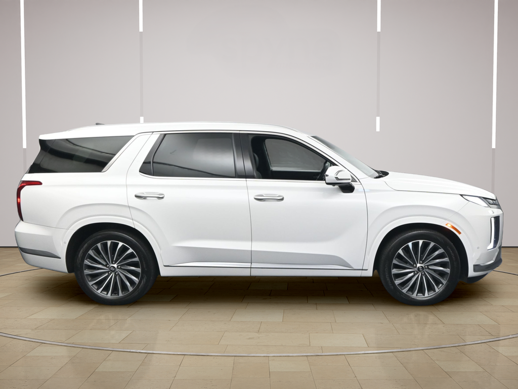 Used 2023 White Hyundai Calligraphy image 22