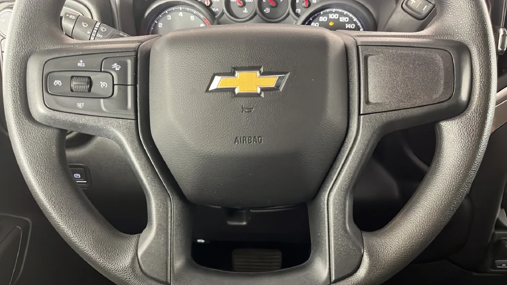 Used 2025 Black Chevrolet Custom image 20
