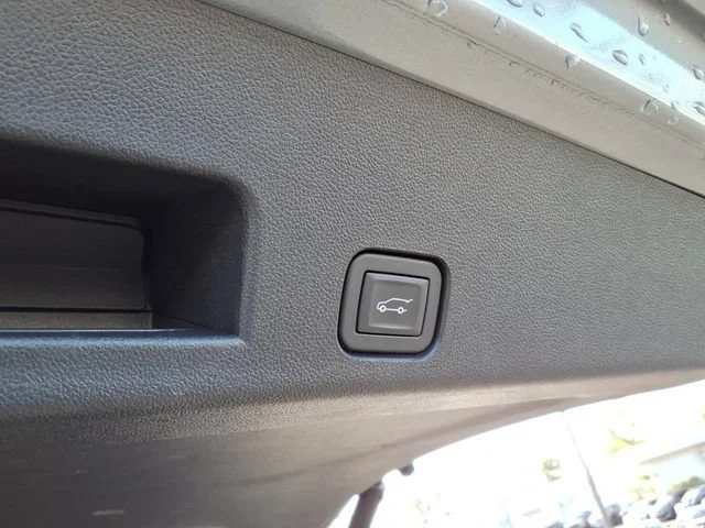 Used 2026 Sterling Gray Metallic Chevrolet LT image 7