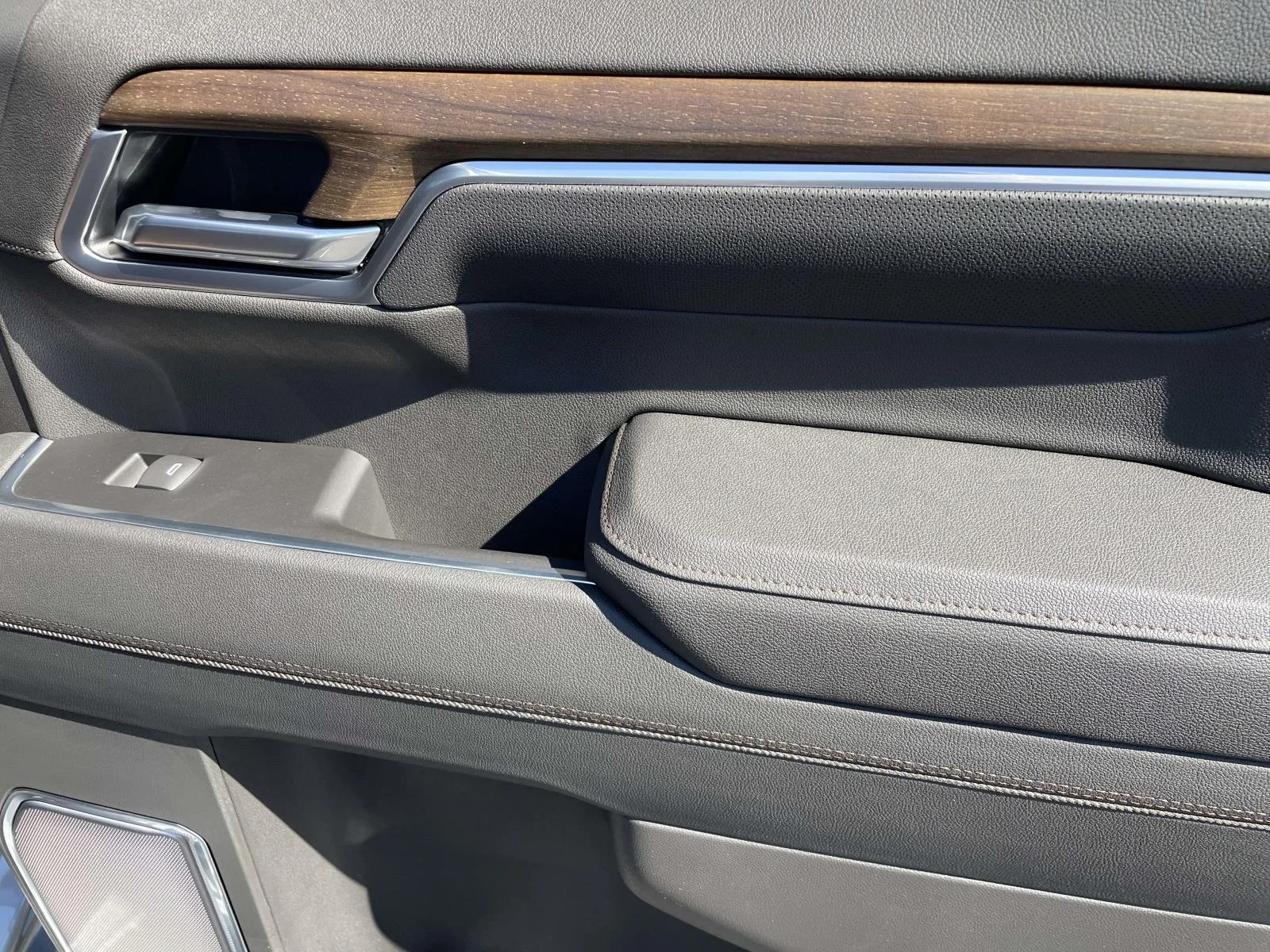 New 2026 Sterling Gray Metallic Chevrolet High Country image 10