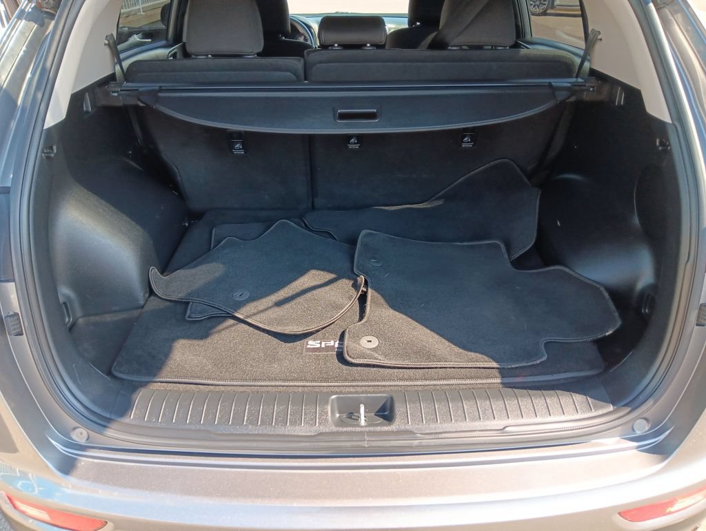 Used 2017 Mineral Silver Kia LX image 22