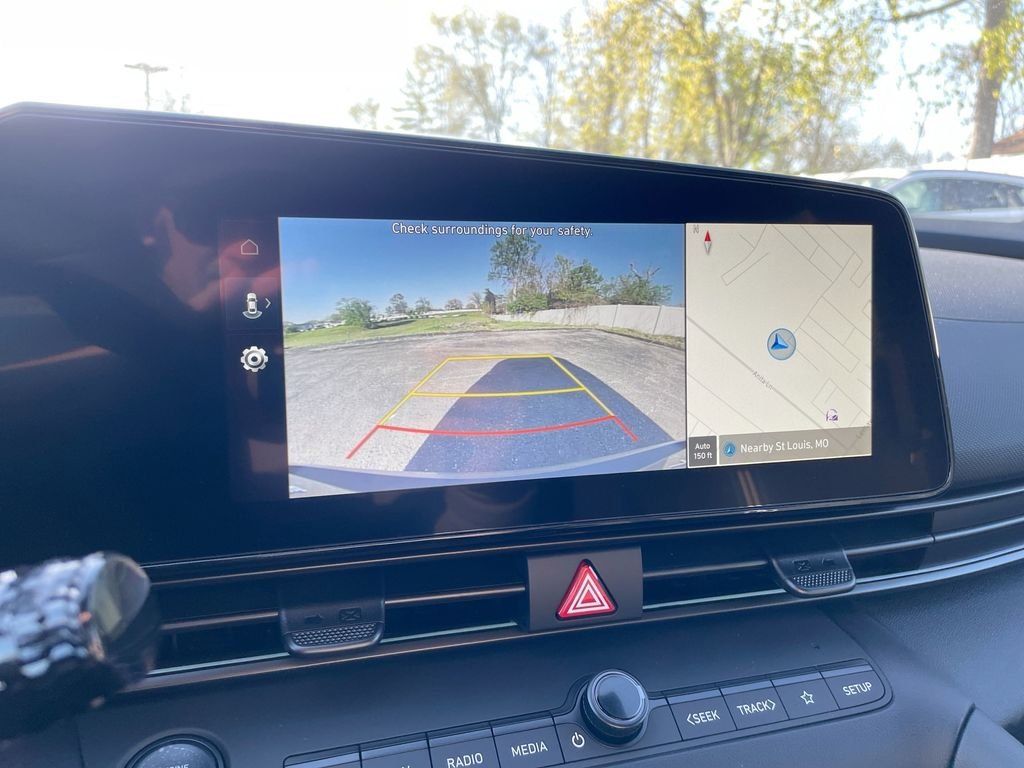 2025 Hyundai Elantra Blue - Photo 43