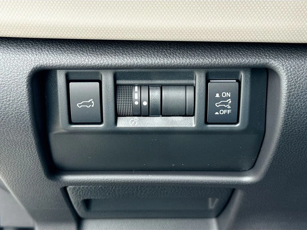 New 2026 White Subaru Premium image 11