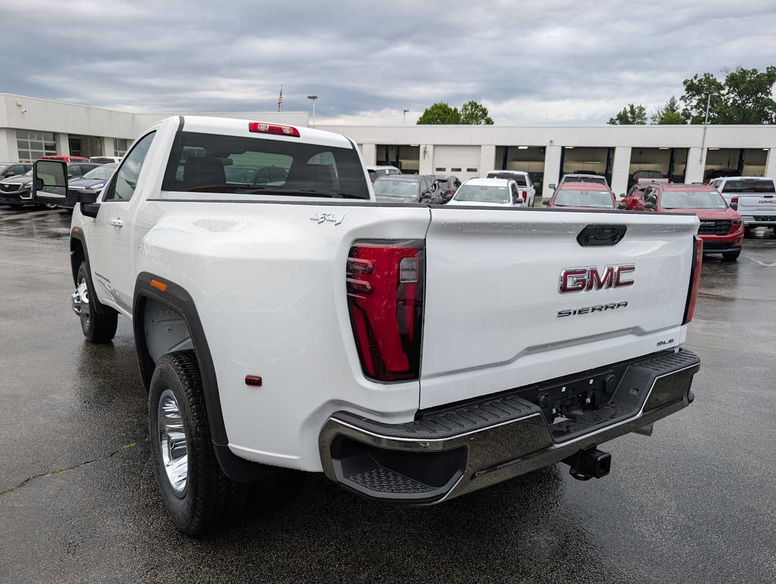 2026 GMC Sierra 3500HD SLE - Photo 9