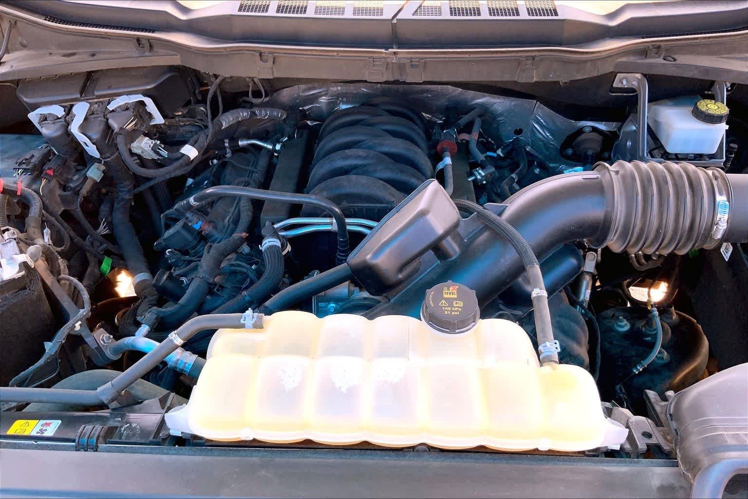 Used 2022 Carbonized Gray Ford XL image 32
