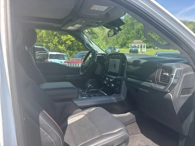 Used 2023 Oxford White Ford Lariat image 27