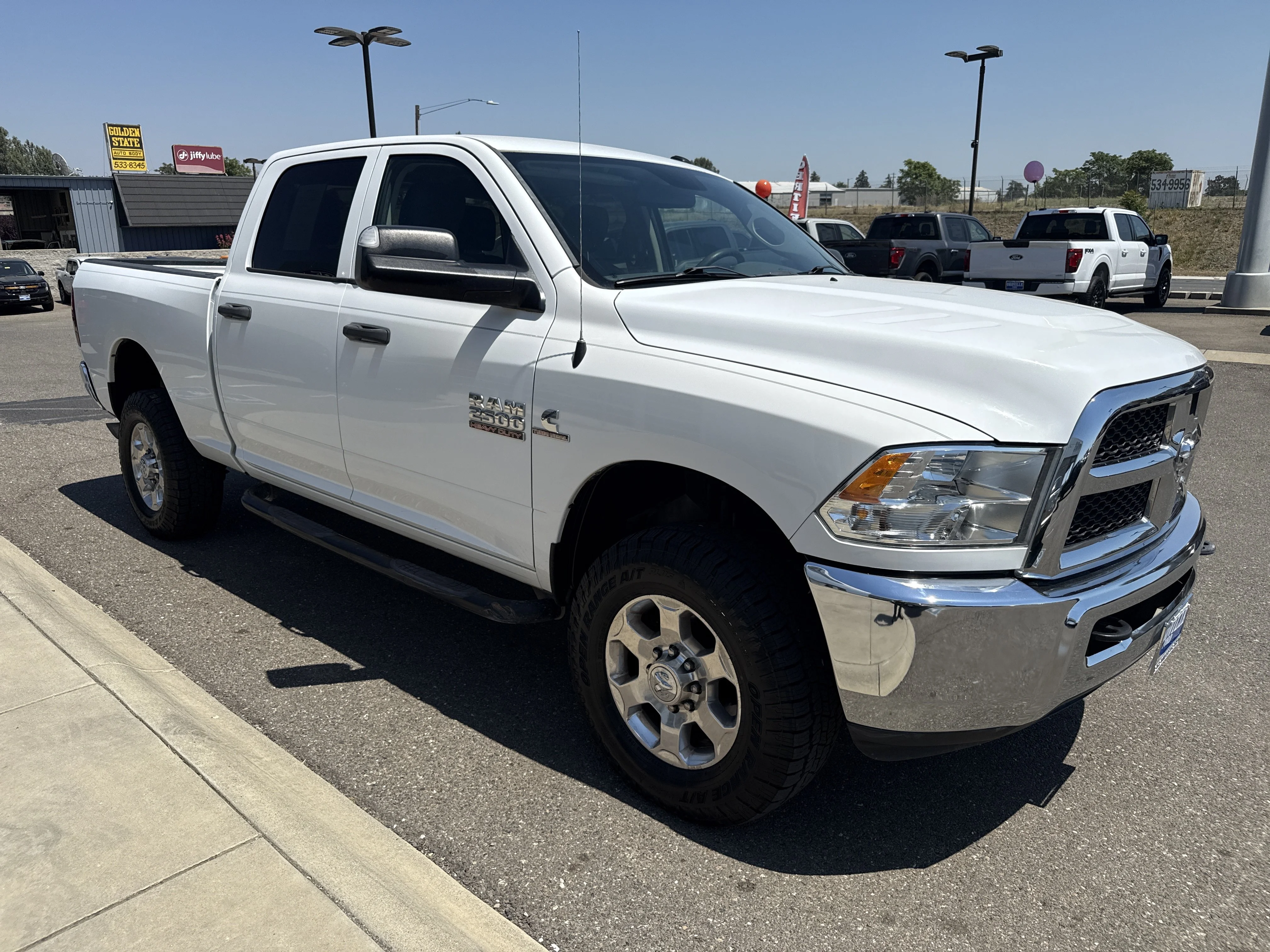Used 2016 Bright White Clearcoat Ram Tradesman image 7