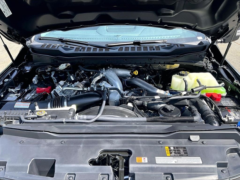 New 2026 Carbonized Gray Metallic Ford Lariat image 12