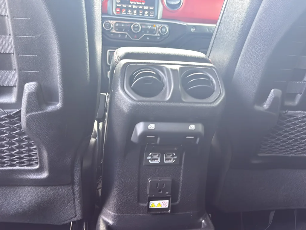 Used 2021 Red Jeep Unlimited Rubicon image 25