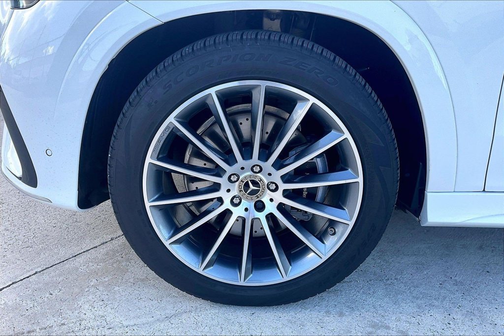 Certified Used 2026 White Mercedes-Benz GLE 450e image 8