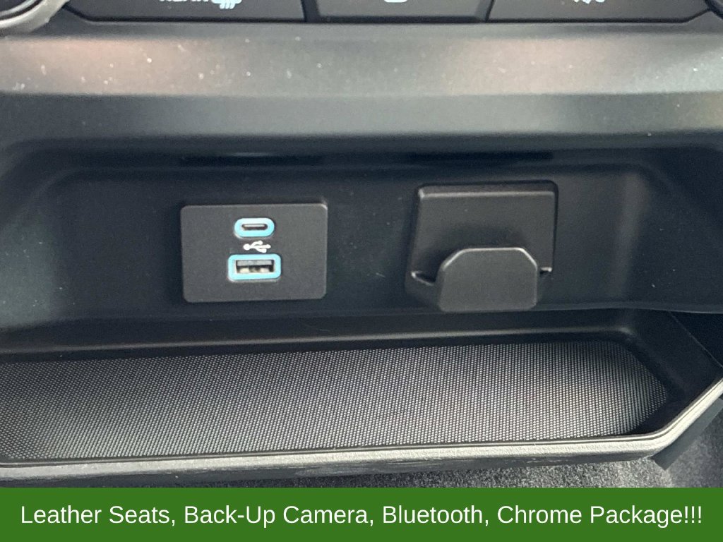 Used 2023 Black Ford XLT image 30