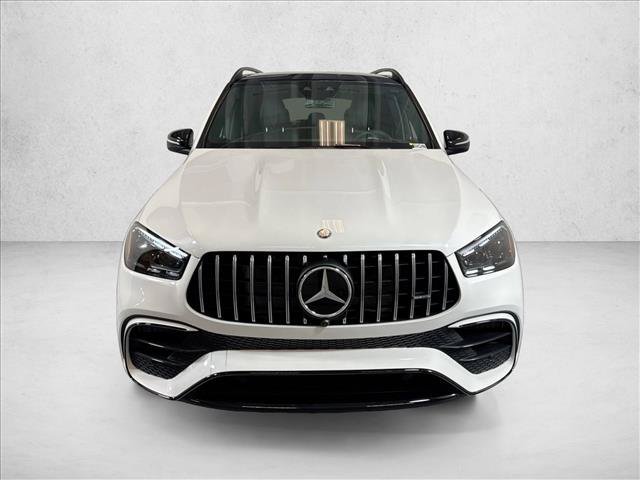 New 2026 MANUFAKTUR Moonlight White Metallic Mercedes-Benz AMG® GLE 63 S image 32