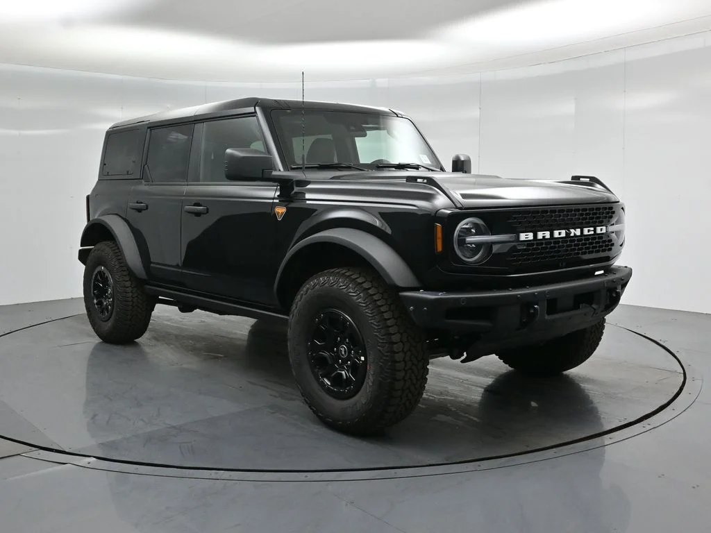New 2026 Shadow Black Ford Badlands image 55