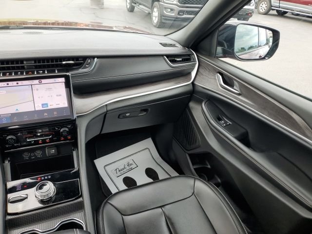 Used 2024 Red Jeep Limited image 16