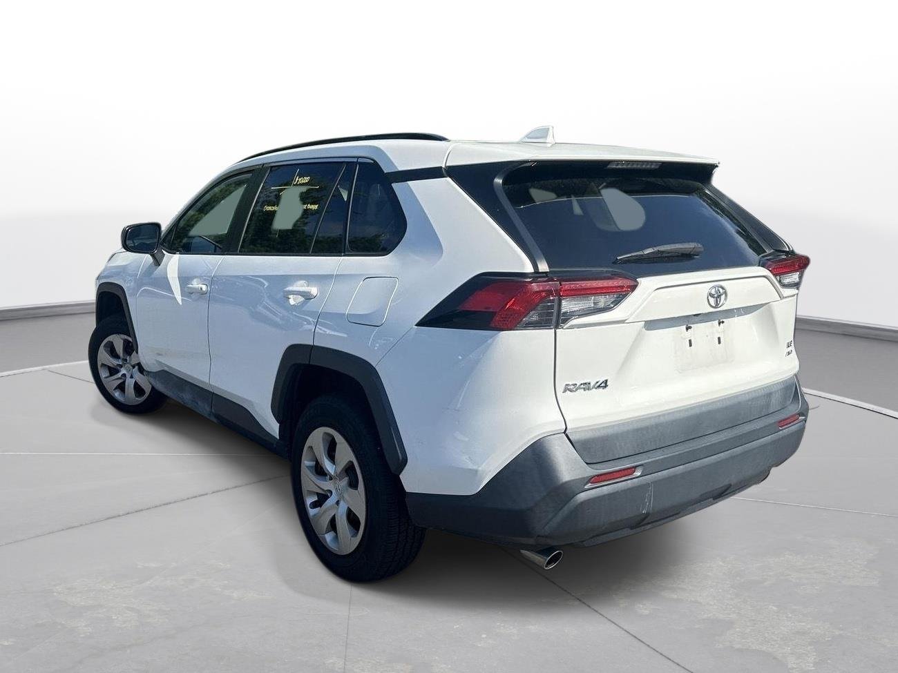 Used 2019 Super White Toyota LE image 8