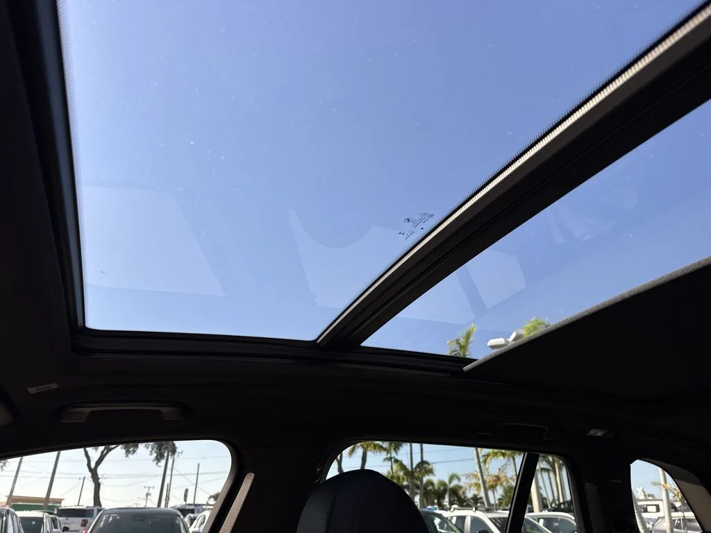 Used 2024 Blue BMW xDrive40i image 53