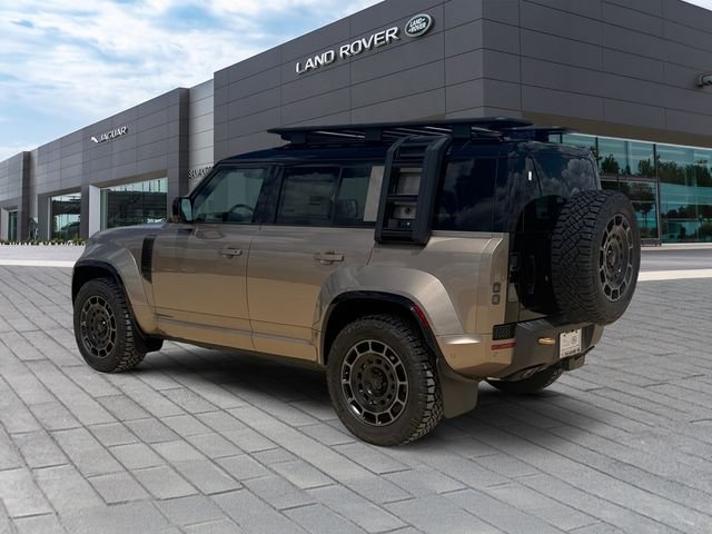 New 2026 Petra Copper Land Rover OCTA image 3