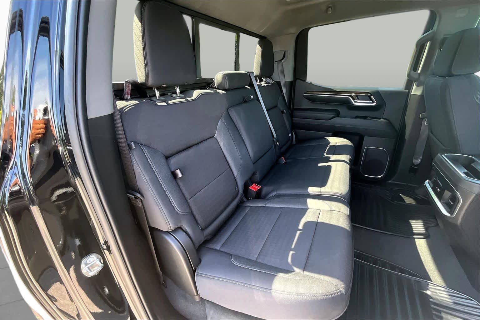 2024 GMC Sierra 1500 Elevation - Photo 19