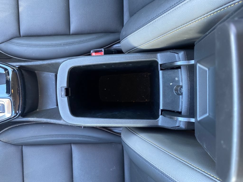 Used 2025 Summit White Chevrolet ACTIV image 24