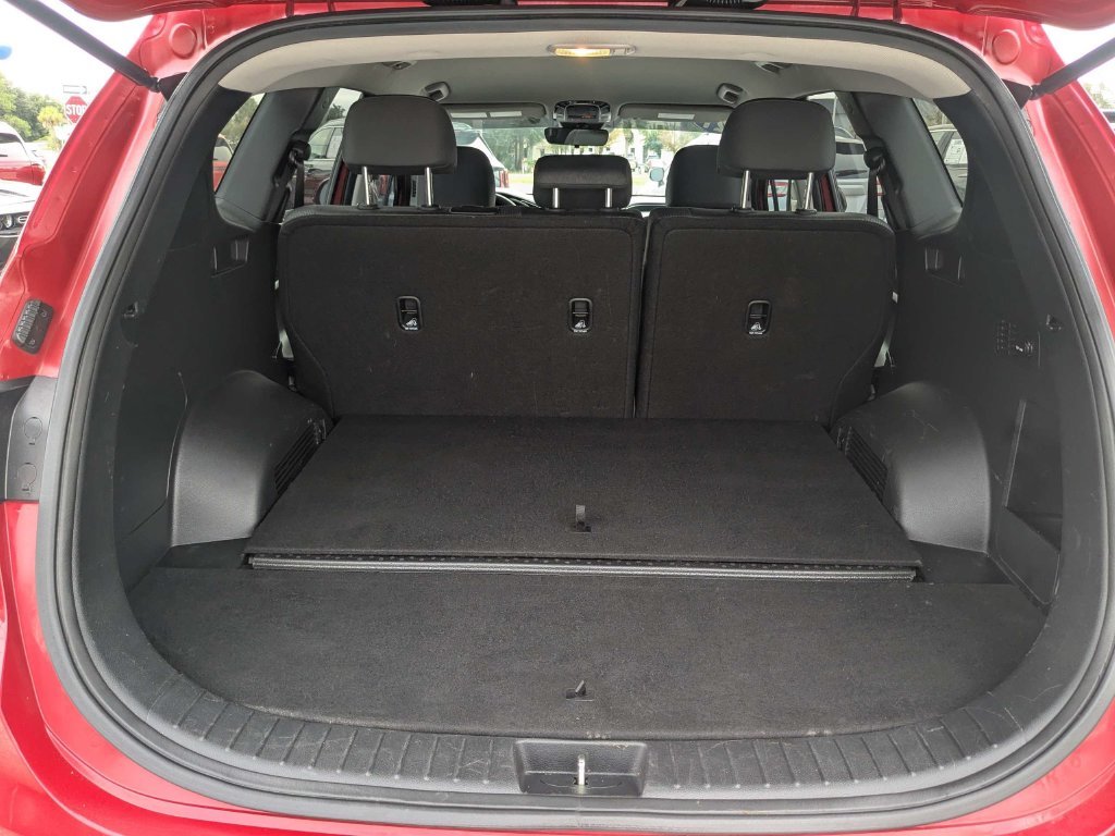 Used 2021 Red Hyundai SEL image 17
